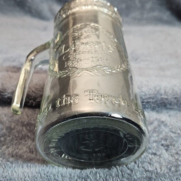 Statue of Liberty Set of 2 Centennial 1886-1986 Keep the Torch Lit Mugs T15 - Picture 6 of 6